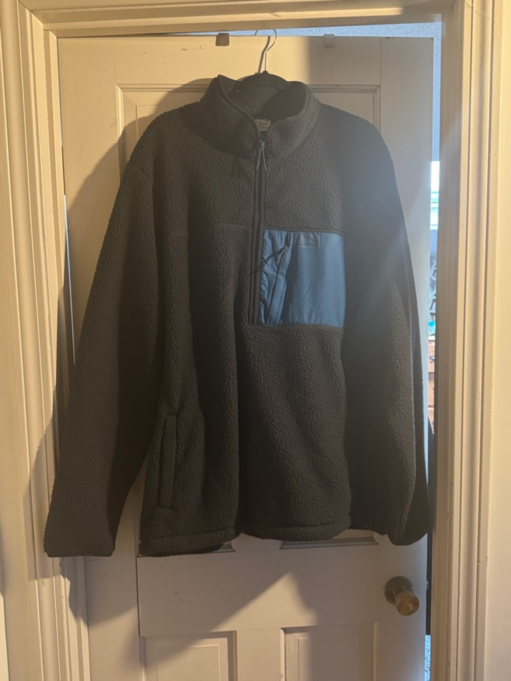 LLBEAN NWOT Cozy Black Sherpa Pullover with Blue Chest Pocket
